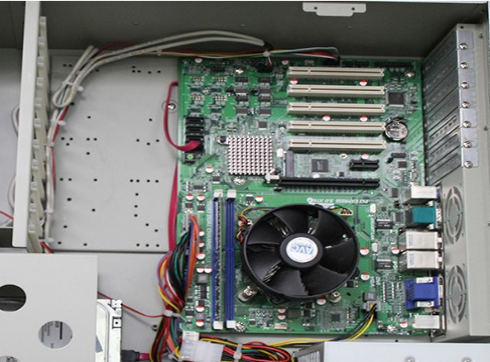 機(jī)箱內(nèi)部主板風(fēng)扇.png 機(jī)箱內(nèi)部主板風(fēng)扇.png