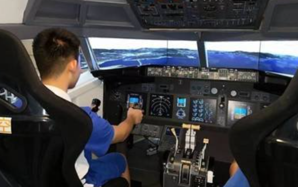 航空模擬.png 航空模擬.png