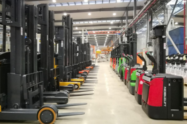 汽車叉車測試機器.png 汽車叉車測試機器.png