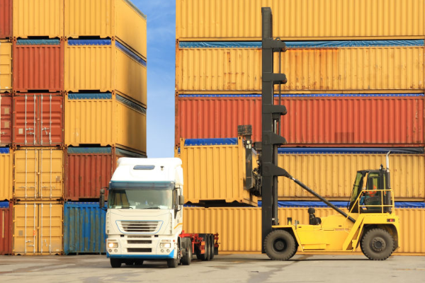 港口貨車.png 港口貨車.png