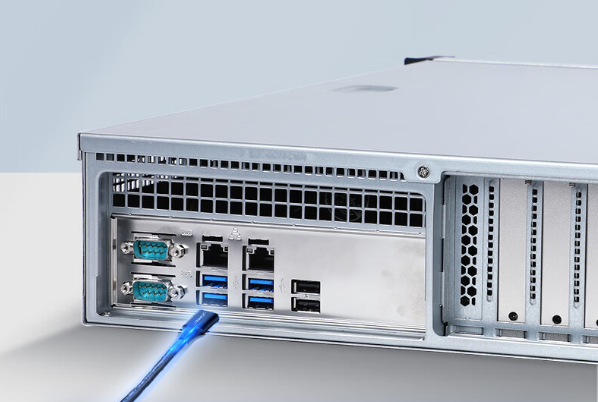 2U工控機(jī)端口.png 2U工控機(jī)端口.png