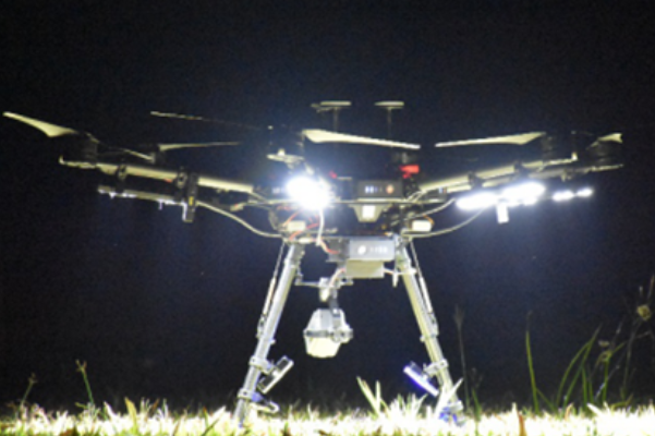 無(wú)人機(jī)照明.png 無(wú)人機(jī)照明.png