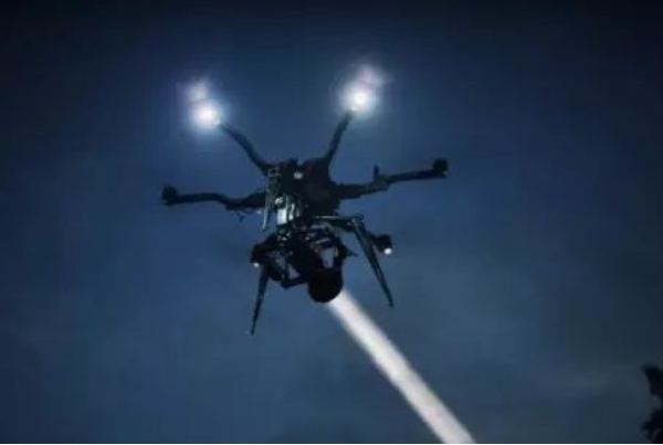 無(wú)人機(jī)照明.png 無(wú)人機(jī)照明.png