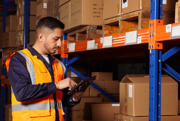 智慧物流工業(yè)平板電腦.png 智慧物流工業(yè)平板電腦.png