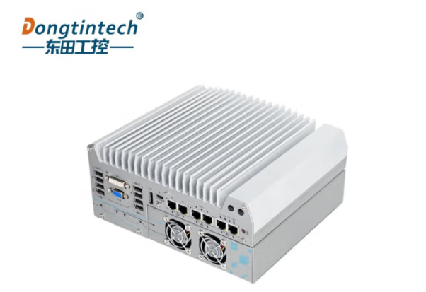 東田嵌入式智慧工地工控機(jī).png 東田嵌入式智慧工地工控機(jī).png