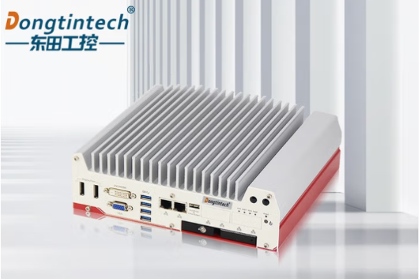 東田嵌入式無風(fēng)扇工控機(jī).png